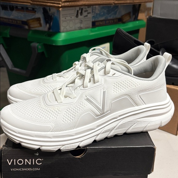 VIONIC MEN'S WALK MAX LACE UP SNEAKER - Picture 6 of 8